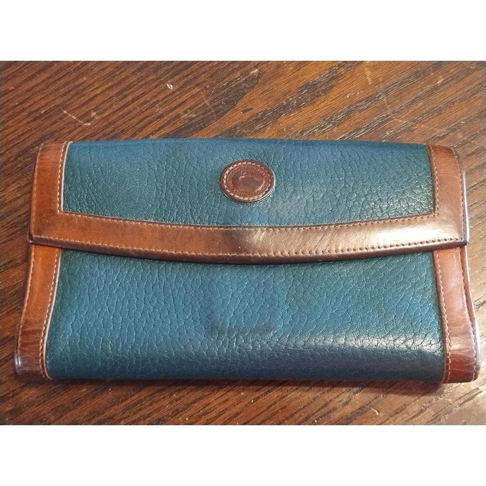 VTG Dooney & Bourke Green All Weather Leather Checkbook Wallet Coin Clutch